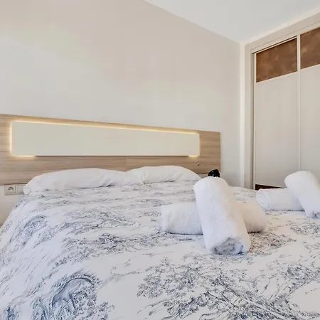 Imperial Puerto 2 4b By Ivi Real Estate 아파트